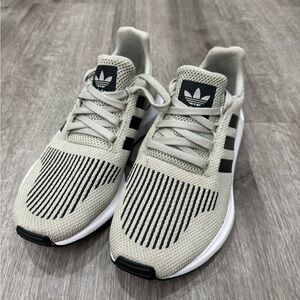 Adidas originals size 6